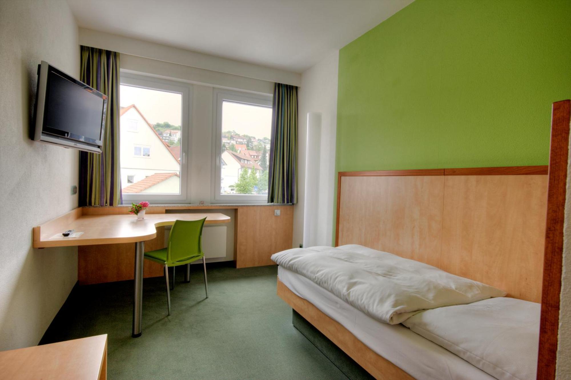 Landgasthof Hirsch Remshalden ภายนอก รูปภาพ